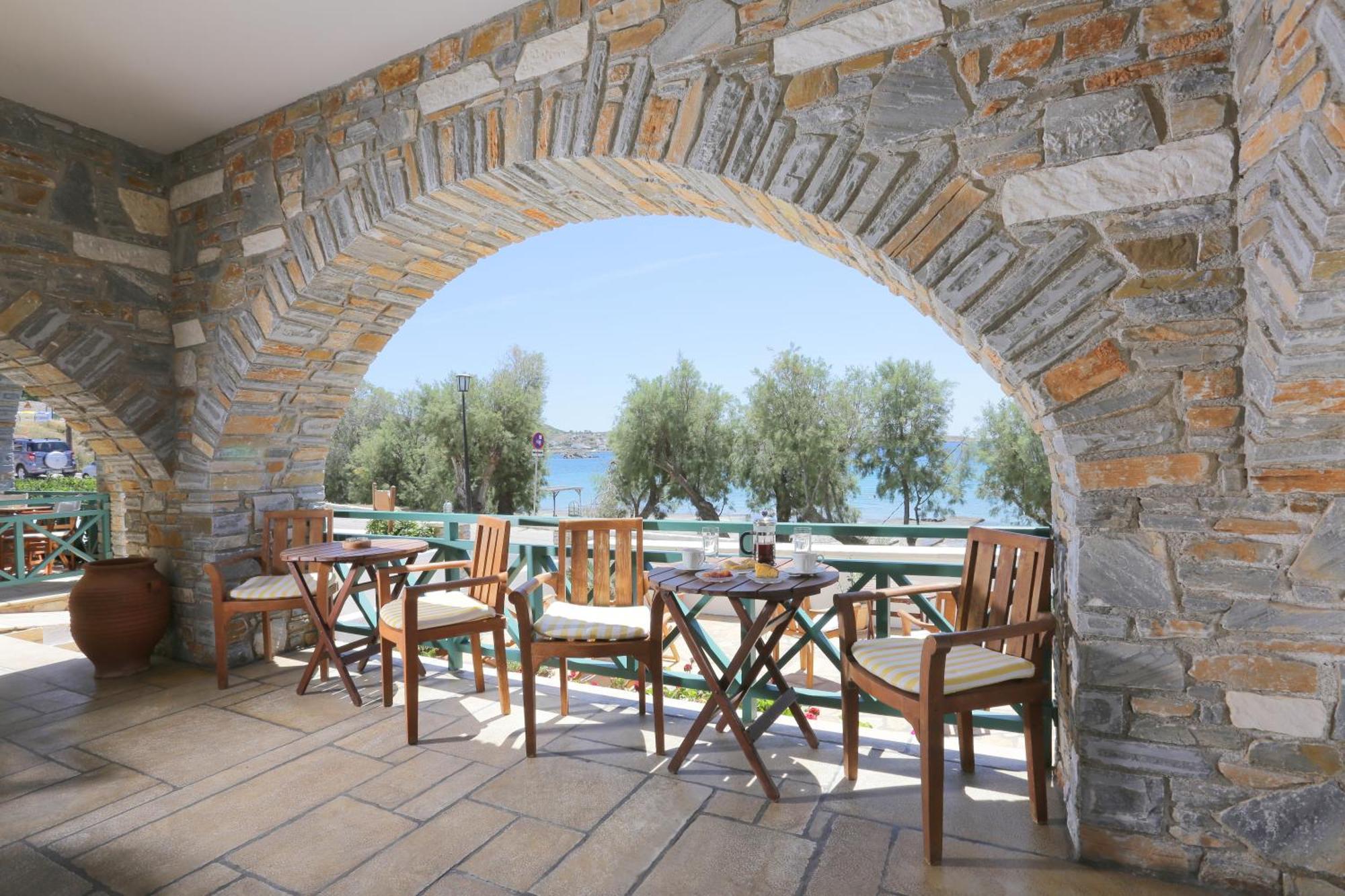 Brazzera Hotel Finikas  Exterior photo